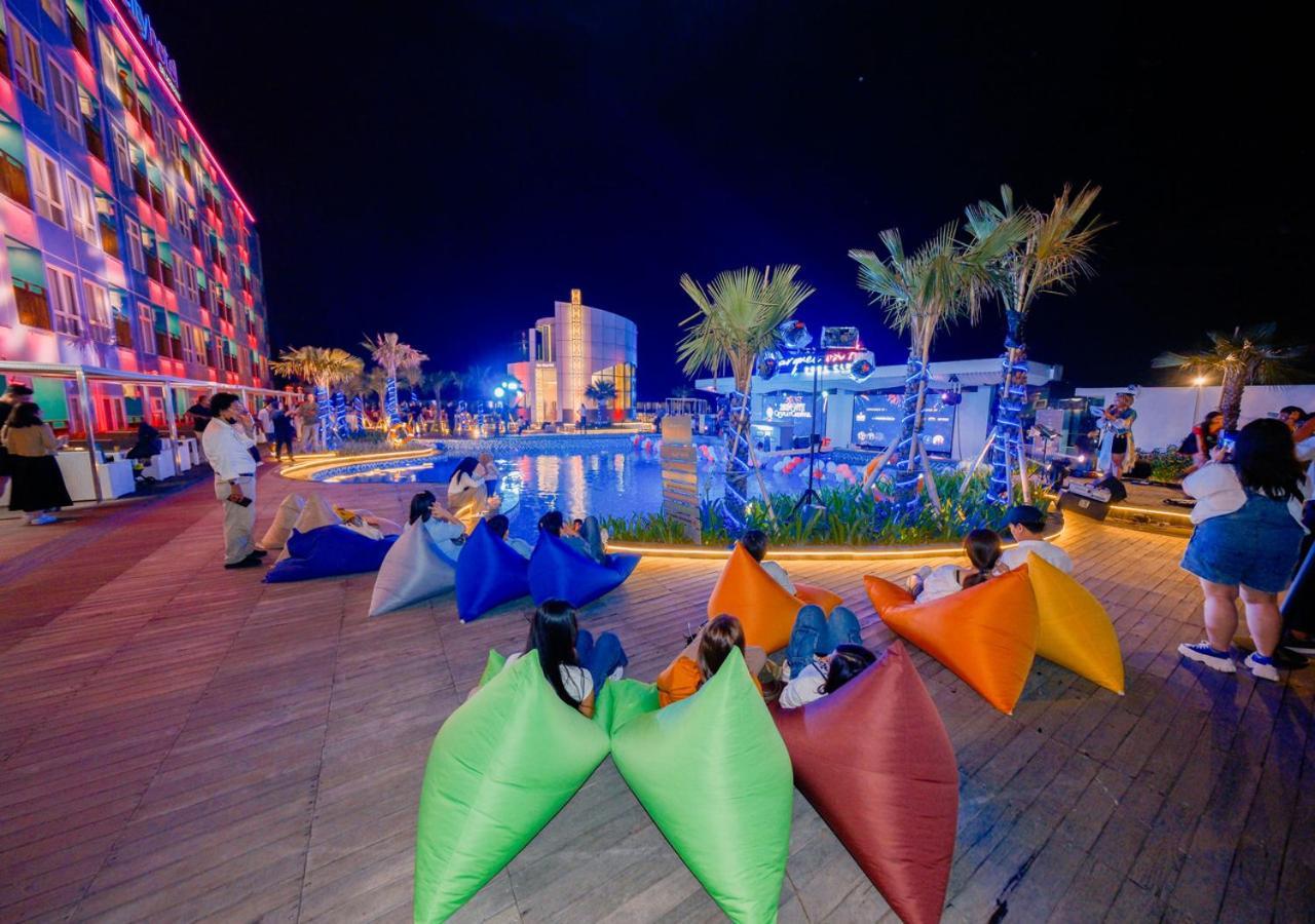 Pentacity Hotel Balikpapan Esterno foto