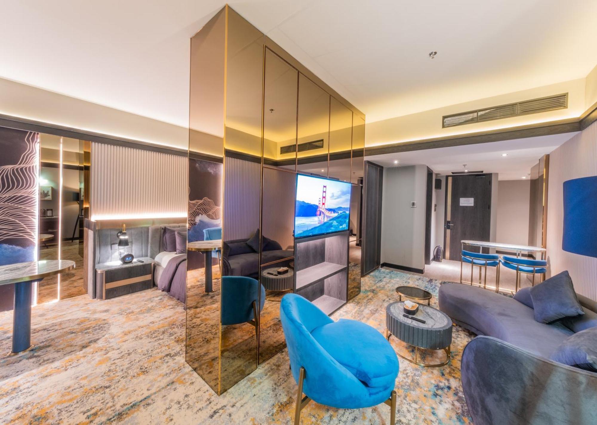 Pentacity Hotel Balikpapan Esterno foto