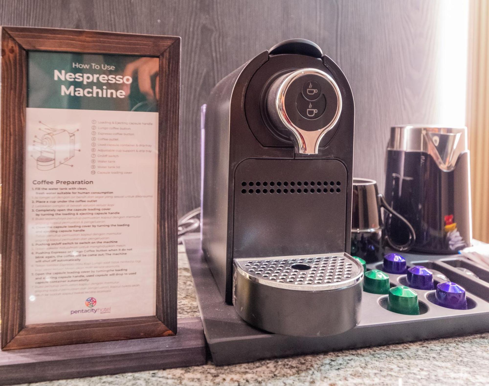 Pentacity Hotel Balikpapan Esterno foto